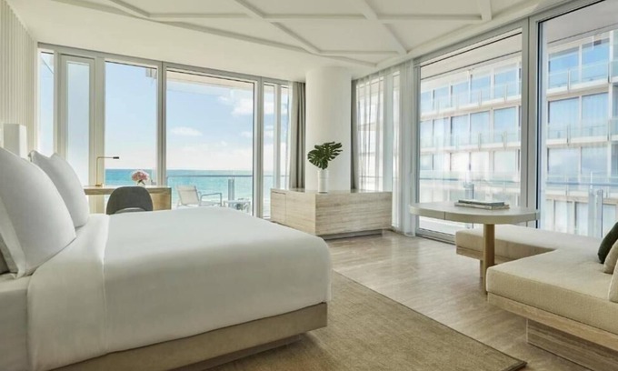 Surfside Apartamento | King Room Near Crudo Bar MIA