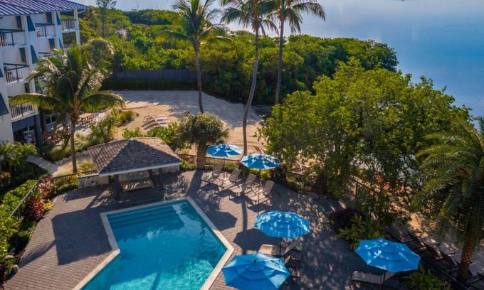Islamorada Hotel | Ultimate Beach Relaxation: Resort w/ Marina and Outdoor Pool | Free Parking
