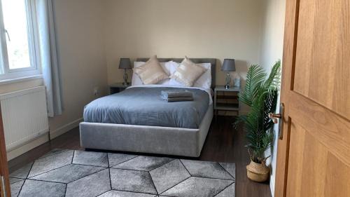Tokyngton Casa | KING ROOMS BY WEMBLEY STADiUM
