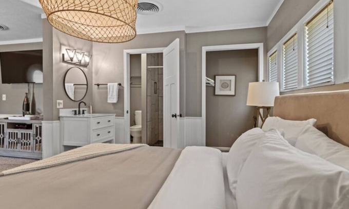 Rapid City Cama Y Desayuno | King Suite 4 - Black Forest Inn Bed and Breakfast