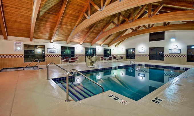 Middleton Condominio | King Suite | Free Breakfast. Pool and Hot Tub