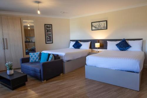 Slough Apartamento | Kingfisher Court Apartments by UNO