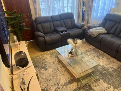 Mlolongo Apartamento | Kings and Queens Residence