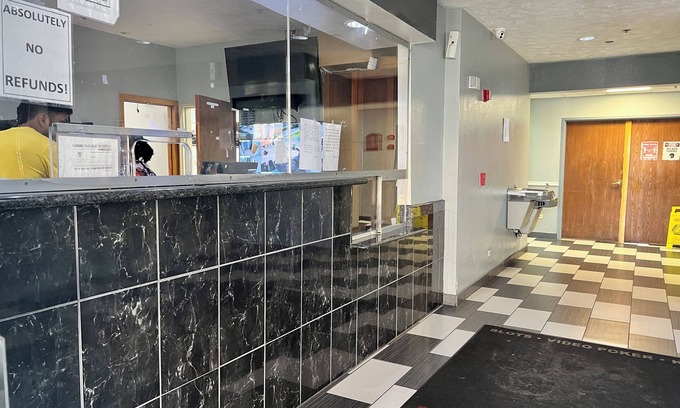 Calumet Park Hotel | Kings Inn