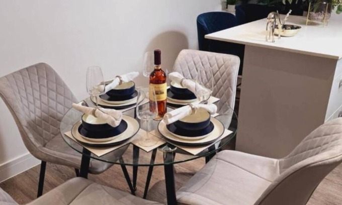 Reading Apartamento | Kings Lodge By Nivaas 1 : Two-Bedroom Superior Apartment