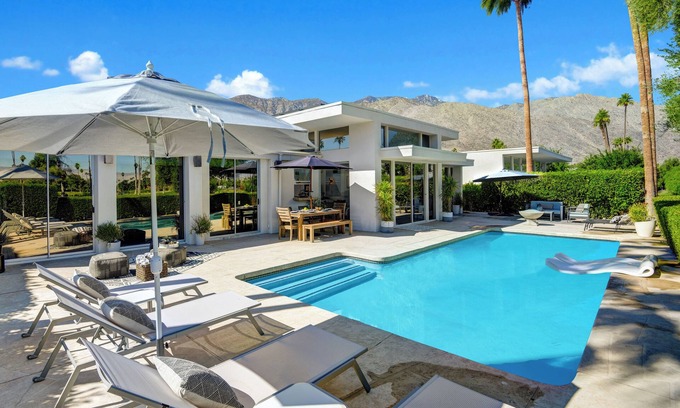 Indian Canyon Casa | Kings Point Retreat - Palm Springs Paradise on Indian Canyons Golf Course