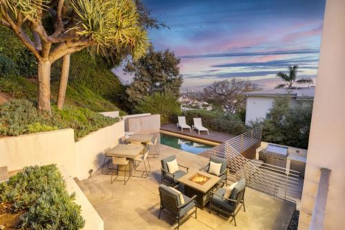 Hollywood Hills West Casa | Kings Road West Hollywood Luxury Pool Views Firepit Modern Design
