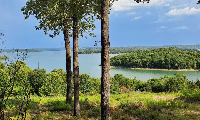 Garfield Casa | KINGSVIEW - Private Lakefront Acreage-Magnificent Lakeview-4200 Sq Ft!!!