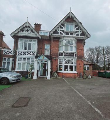 Maidenhead Casa | Kingswood Hotel