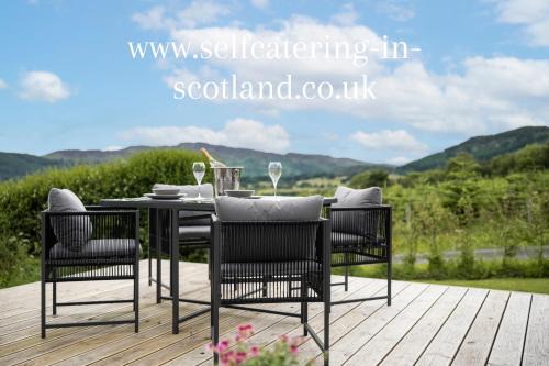 Pitlochry Cabina | Kinnaird Woodland Lodges