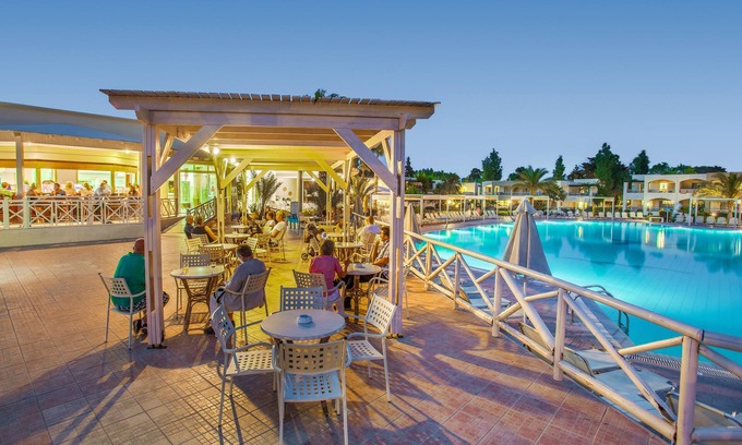 Psalidi Complejo | Kipriotis Maris Suites - All Inclusive