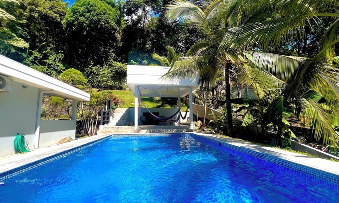 Tamanique Villa | Kira's Paradise - 4-bdr Villa Infinity Pool w/ Private Beach - 5 mins to Tunco