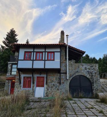 Karpenisi Casa | Kirkel - Stone villa in an Alpine environment