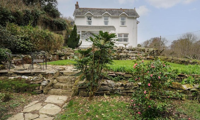 Saint Kew Casa | Kirland