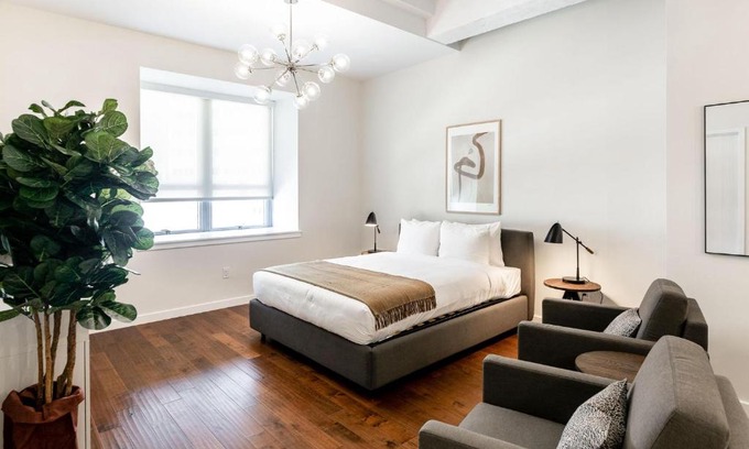 Central Business District Apartamento | Kislak 305 Luxurious 1BR in Heart of Downtown