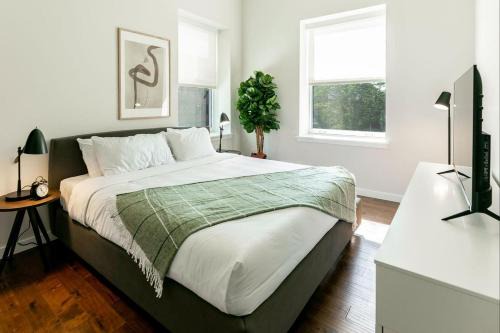Central Business District Apartamento | Kislak 403 Luxurious 2BR Retreat Above the City