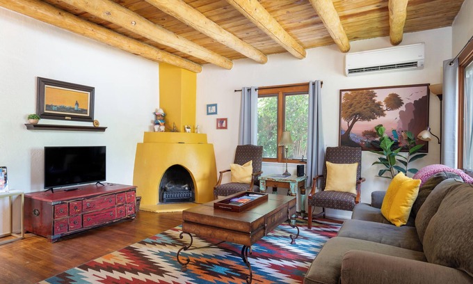 Southside Casa | Kiva Cottage | Fireplace, Patio, Near Downtown