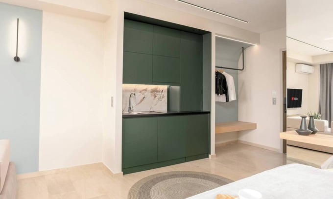 Ladadika Condominio | Kiveli Sea View Suite 3