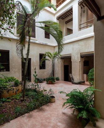Lamu Cama Y Desayuno | Kivundoni House