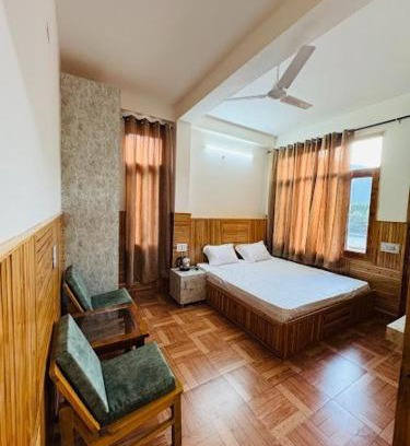 Shamshi Casa | KK Homestay Bhuntar - By Soma Stays
