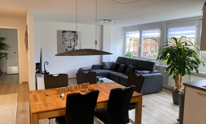 Kaiserslautern Apartamento | KL26: Modern 2 Bedroom Downtown Apartment