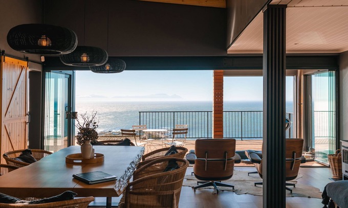 Rooiels Cabina | Klein Hangklip - Eco Mountain Cabin