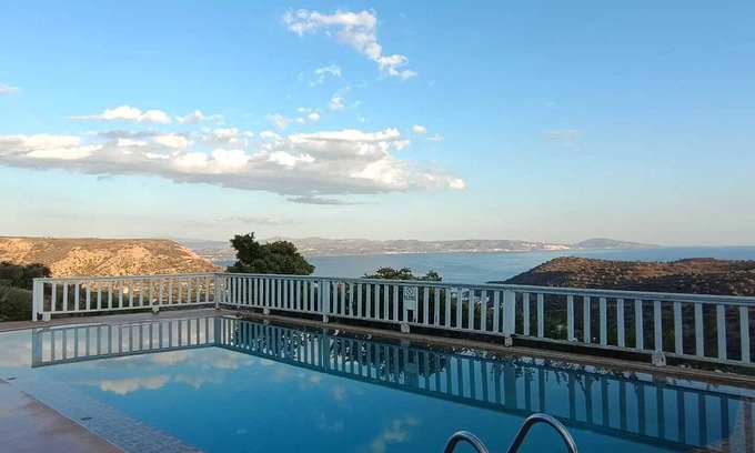 Agia Galini Apartamento | Klio Apartment Stunning Retreat with Pool & Panoramic Views Near Agia Galini