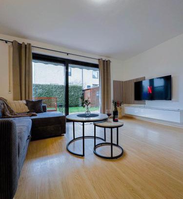Guenzburg Apartamento | KMS Homes - NEW - GARDEN - NETFLIX