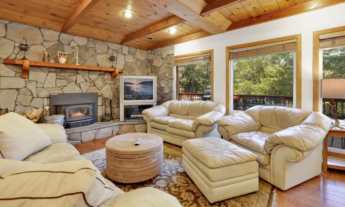 Big Bear Lake Chalet De Esquí | Knickerbocker Retreat- Hot Tub- Game Tables