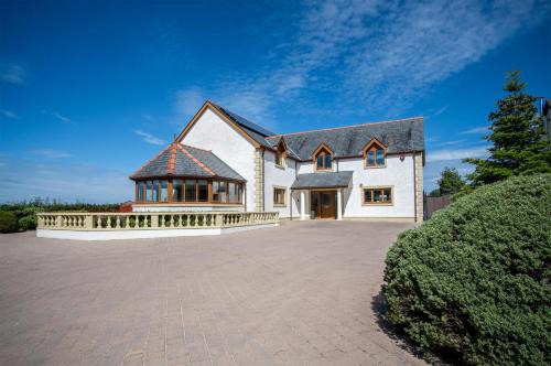 Narberth Casa | Knights Rest - 4 Bed Holiday Home - Princes Gate