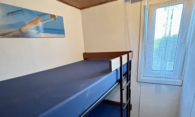Klemskerke Chalet De Esquí | Knusse Woning bij het Strand en het Centrum van De Haan