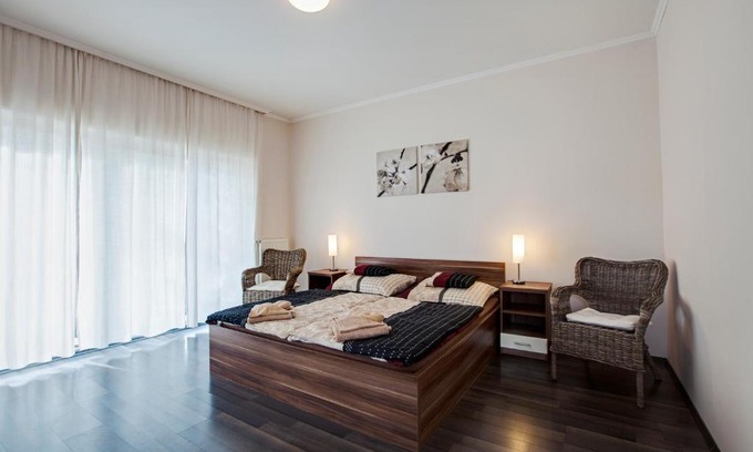 Mosonmagyarovar Apartamento | Kocsis Apartman és Camping