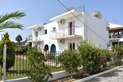 Kavos Apartamento | Kokkinia Gardens