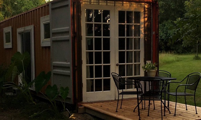 Live Oak Cabina | Kokomo Farms Tiny Eco/Artists Cabin off grid