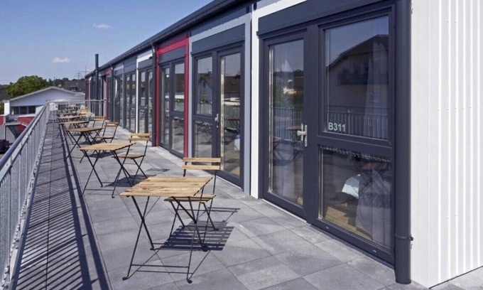 Bubenheim Apartamento | Komfortables, Ruhig Gelegenes Apartment mit Terrasse und Moderner Ausstattung