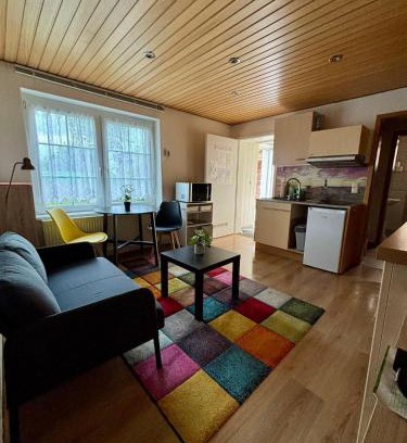 Neumuenster Apartamento | Komfortables Studio mit Terrasse und kleinem Garten - Erholung inklusive