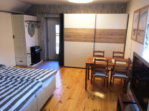 Langstedt Apartamento | Kommod Stuv - FeWo für 2 Personen mit Wintergarten und Sauna
