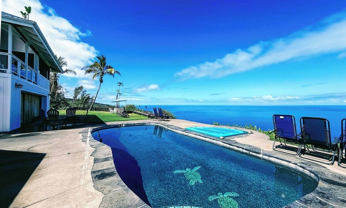 Opihihale Apartamento | Kona Coast, BEST Oceanview&Pool, Yoga/Meditation Space, Pickle Ball&Basket Ball