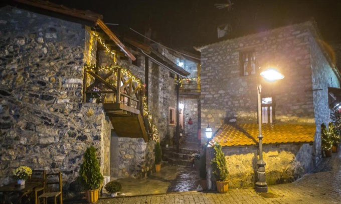 Aghios Athanasios Casa | Konaki inn