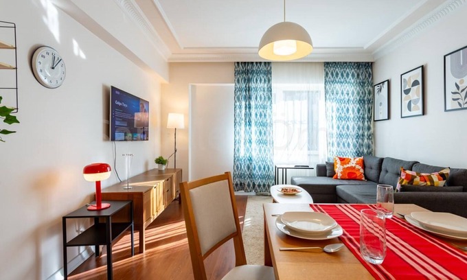 Kadikoy Apartamento | Konforlu ve Modern 2+1 Daire Next to Metro