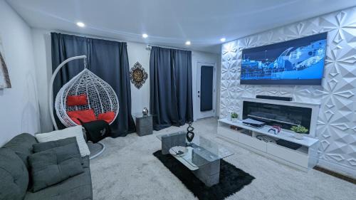 Orangeville Casa | Konia Suites