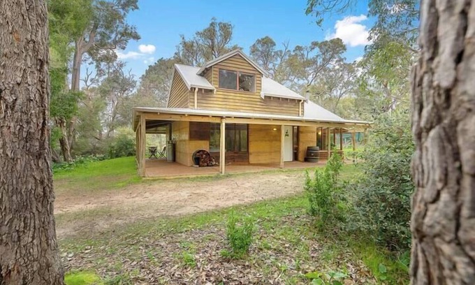 Quedjinup Otro | Kookaburra Cottage - Woodstone Estate