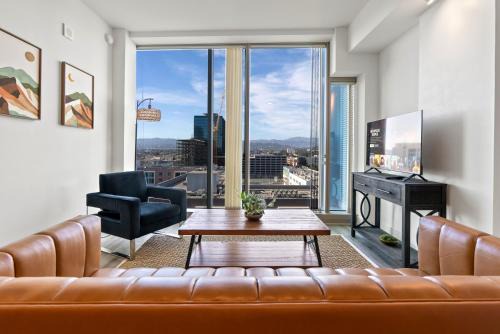 Carthay Circle Apartamento | Koreatown Highrise Free Parking, Pool, Gym