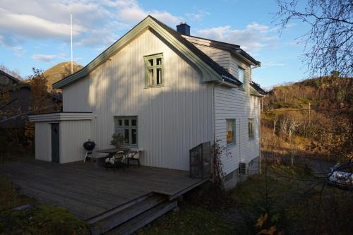 Kabelvag Casa | Koselig hus ved Kabelvågmarken