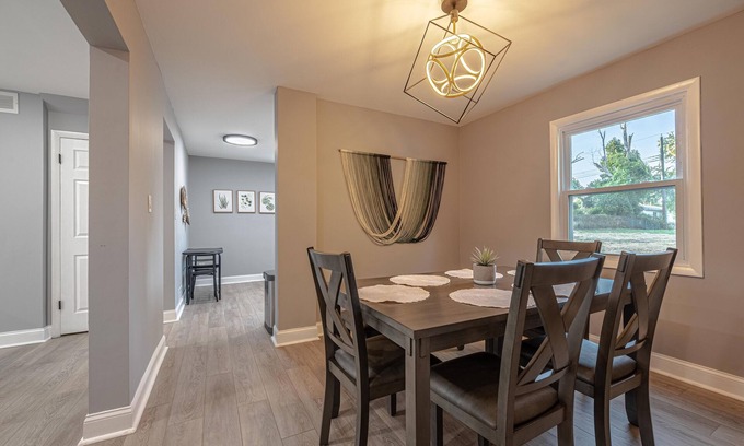 Milford Mill Casa | Koselig Retreat