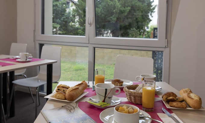 Troyes Apartamento | KOSY Appart'Hôtels Troyes - City & Park