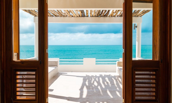 Treasure Beach Villa | Kotch- Private Ecoluxe Villa de 5 dormitorios en Treasure Beach con piscina