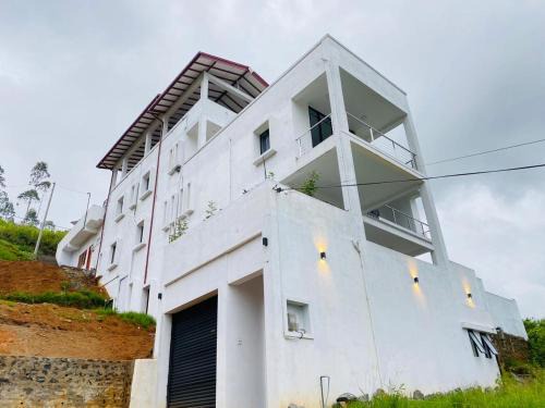 Lindula Casa | Kottagala White House