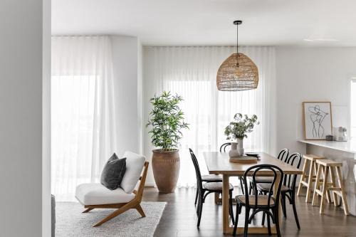 Caves Beach Casa | Kove Caves Beach