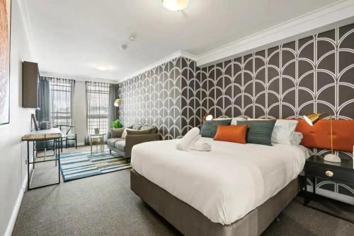 Haymarket Apartamento | KozyGuru | Haymarket | Modern City Studio